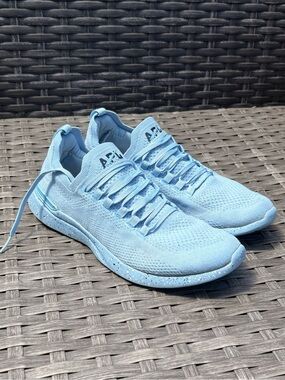 🔥 APL Athletic Propulsion Labs TechLoom Breeze Knit Running Shoes 🔥